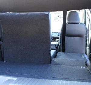 Honda HR-V, rear trunk interior passenger seat view, 60 40 split seat